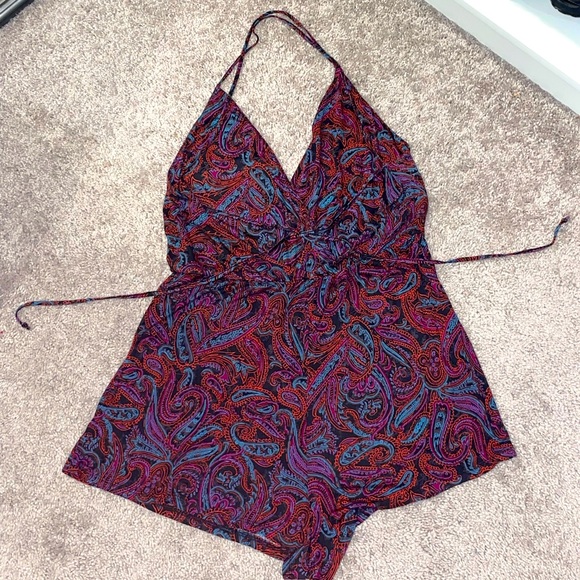Staring at stars paisley romper - Picture 1 of 5